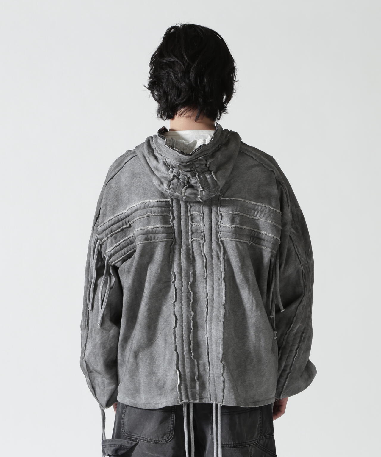 177cm B:81 W:72 H:88 着用サイズ:L