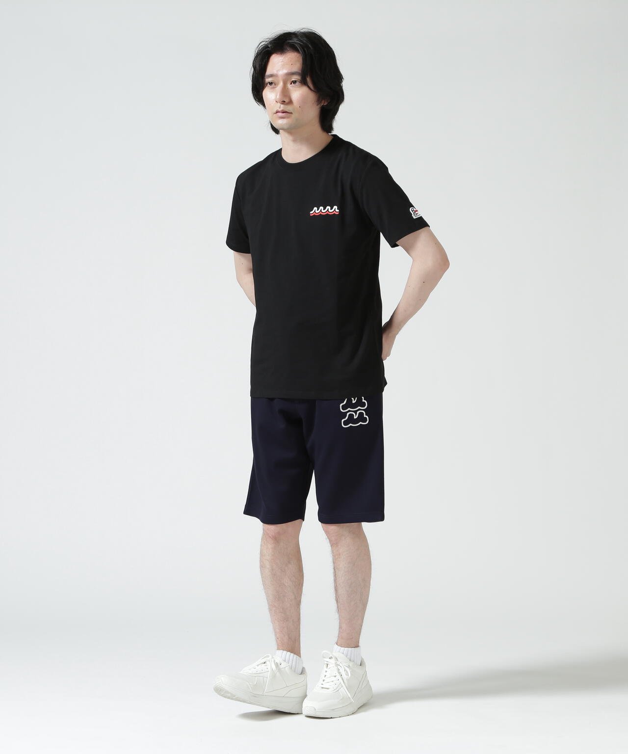 177cm B:81 W:72 H:88 着用サイズ:L