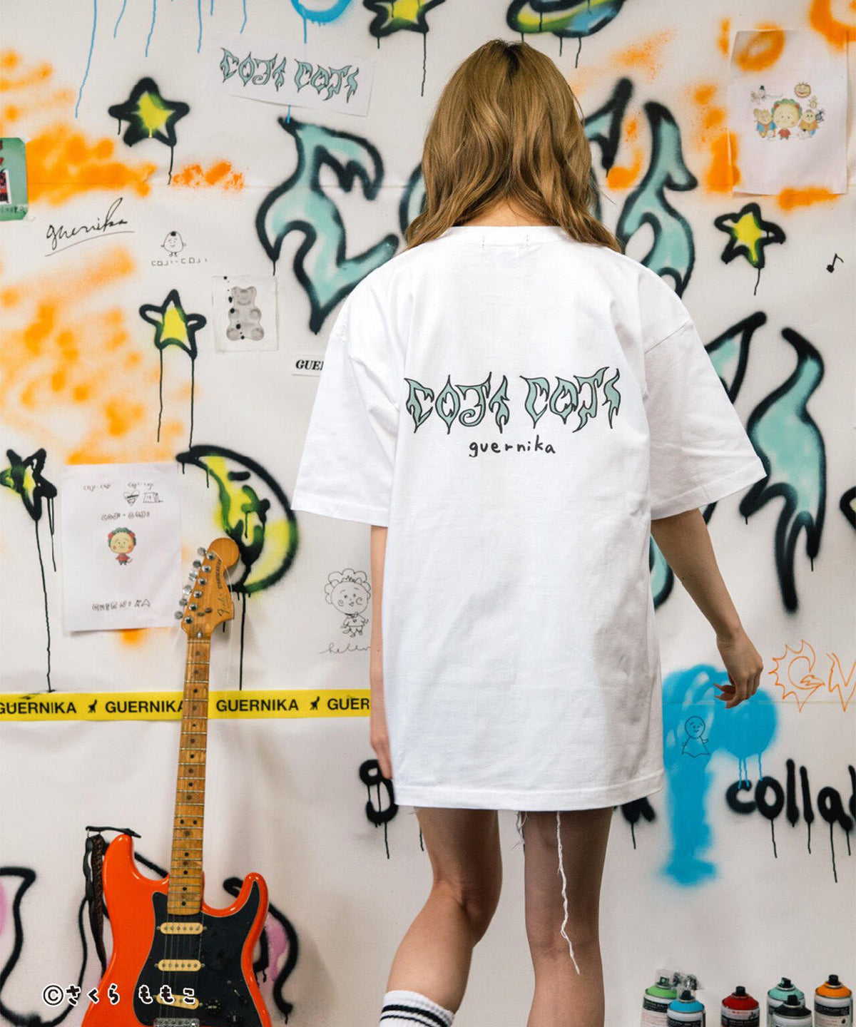 guernika/ゲルニカ/Drooping COJI-COJI Thumb Doll Spray T-shirt / White