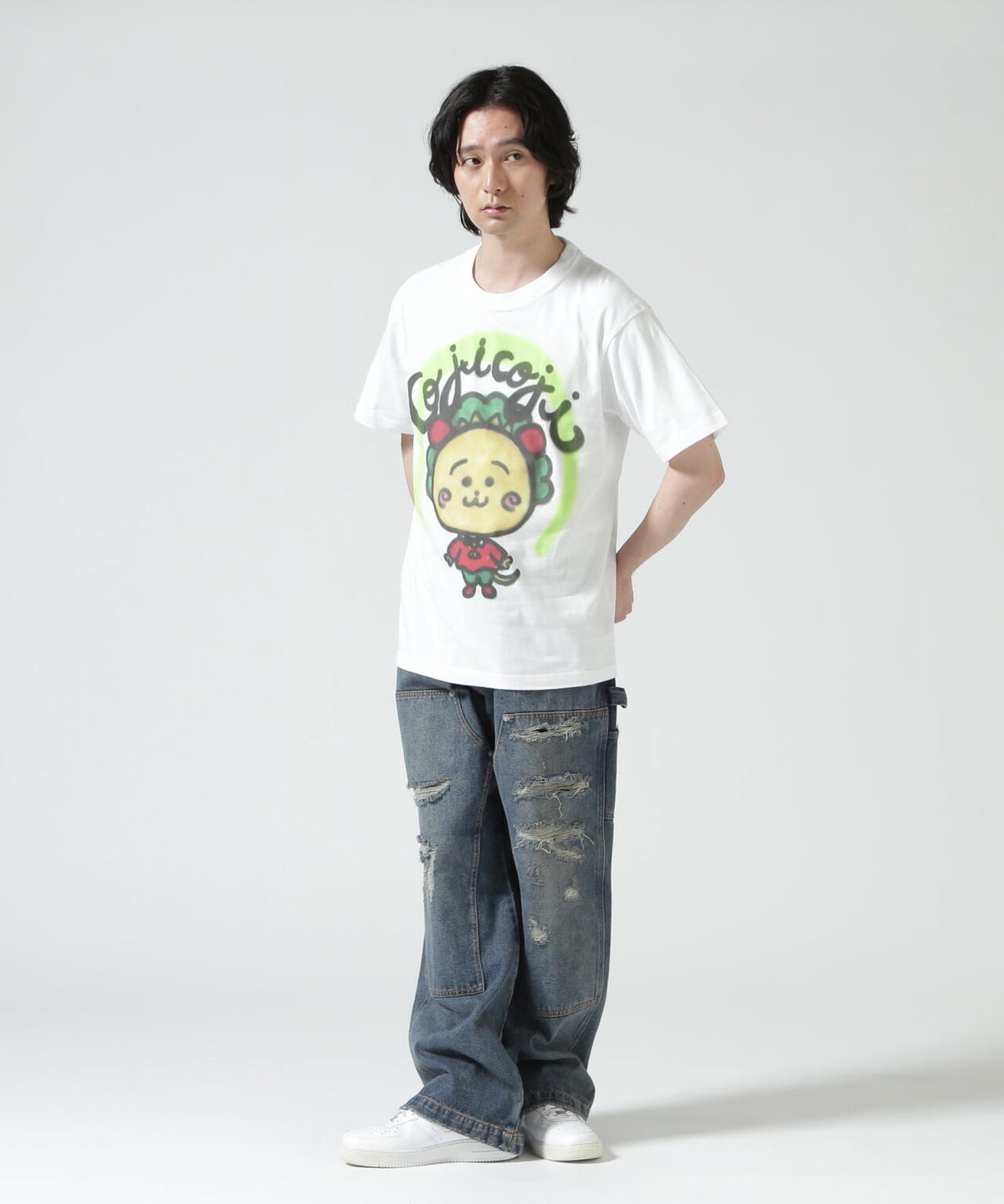 guernika/ゲルニカ/Drooping COJI-COJI Thumb Doll Spray T-shirt / White
