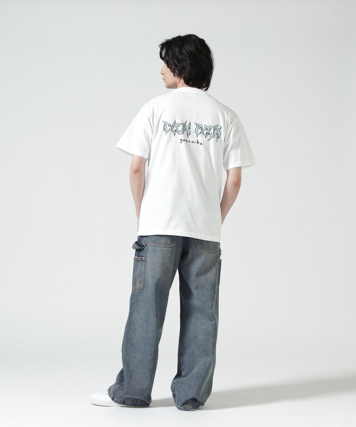guernika/ゲルニカ/Drooping COJI-COJI Thumb Doll Spray T-shirt / White