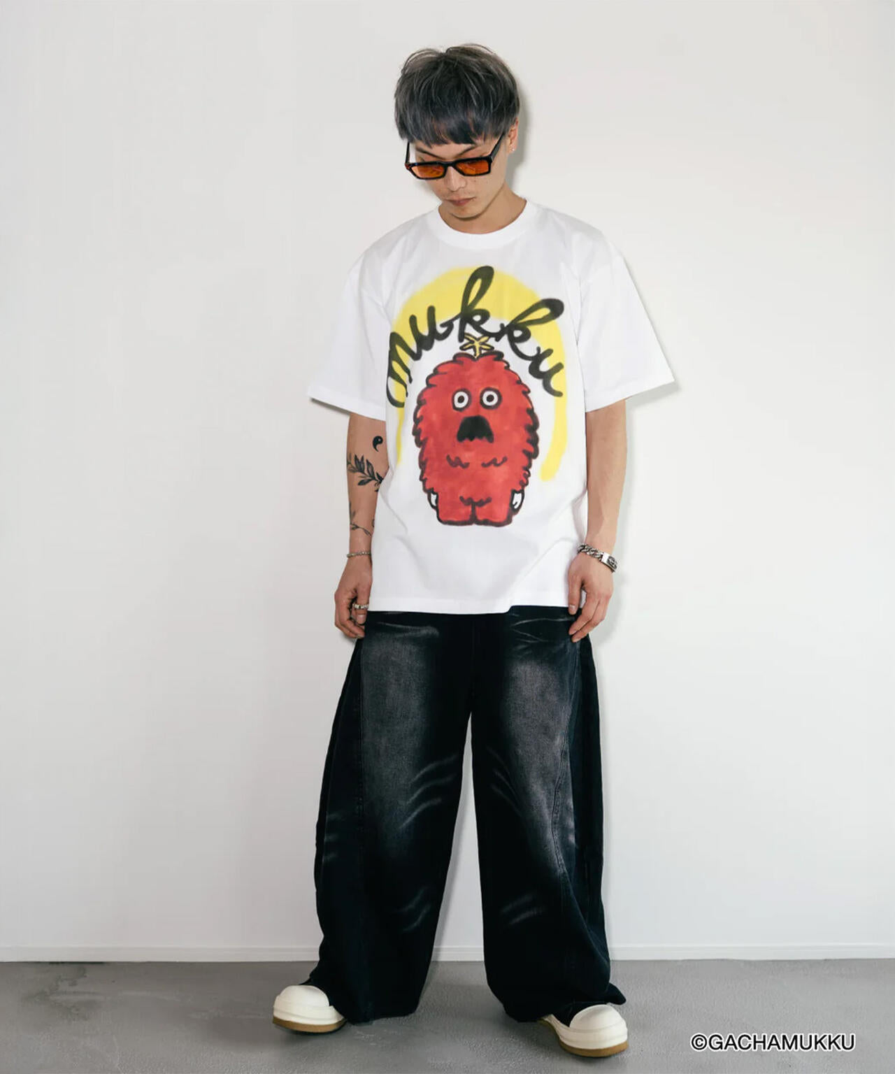 guernika/ゲルニカ/MUKKU Thumb Doll Spray T-Shirt