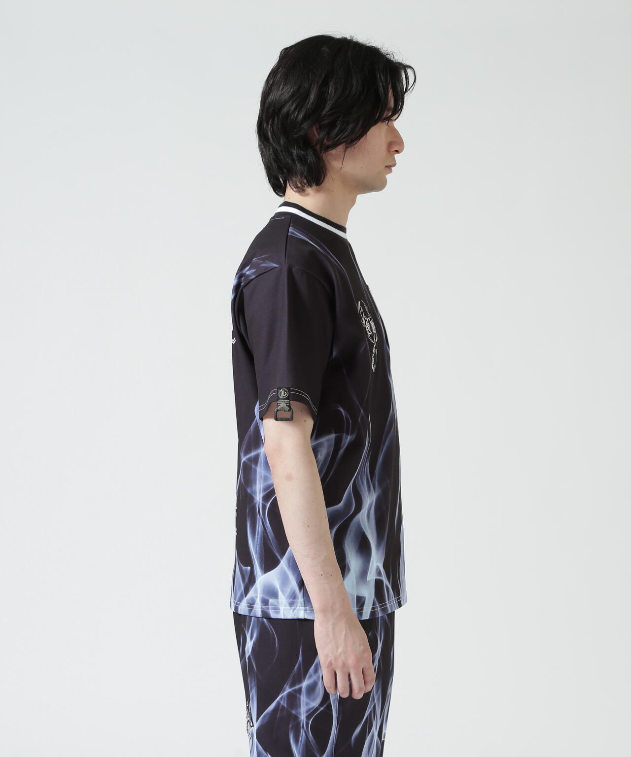 177cm B:81 W:72 H:88 着用サイズ:L