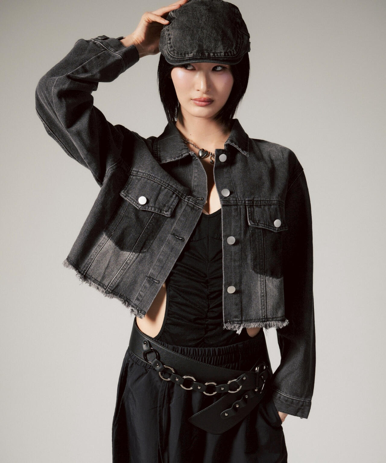 MITSUKI/ミツキ/切りっぱなしクロップドデニムジャケット