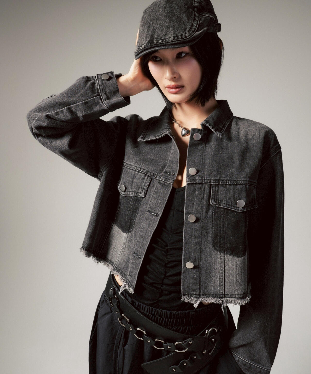 MITSUKI/ミツキ/切りっぱなしクロップドデニムジャケット