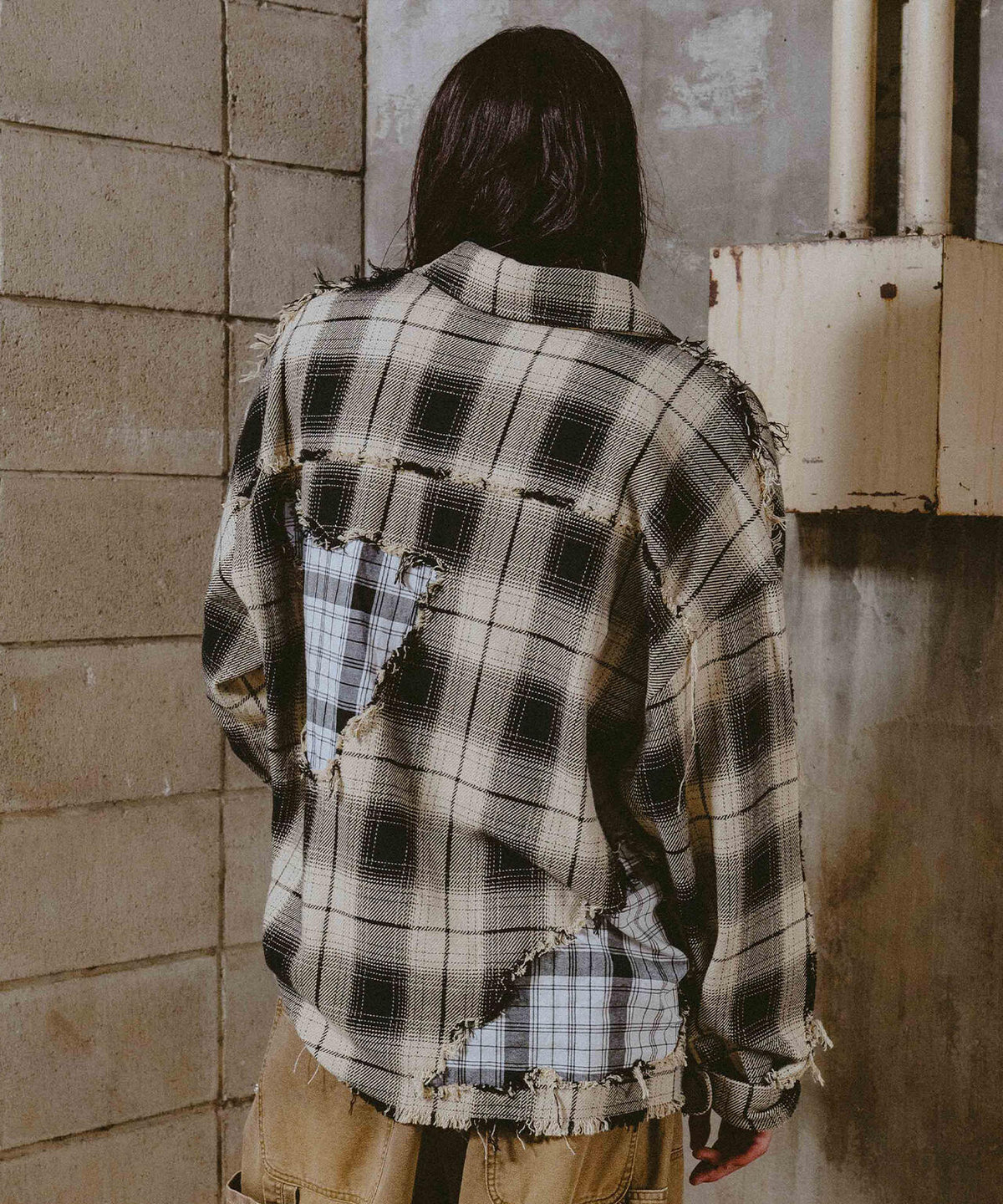 178cm B:92 W:76 H:95 着用サイズ:L
