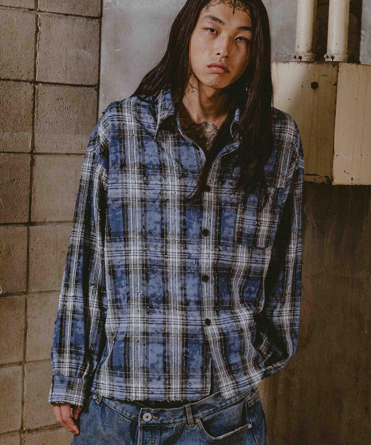 FR(13)NDS/フレンズ/RHINES STONE DAMEGE SHIRTS