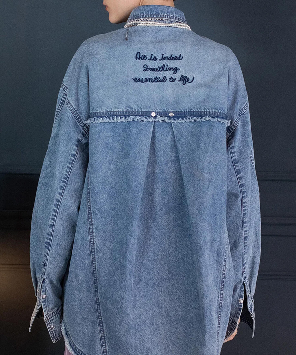 AULA AILA/アウラアイラ/GRAFFITI DENIM SHIRT