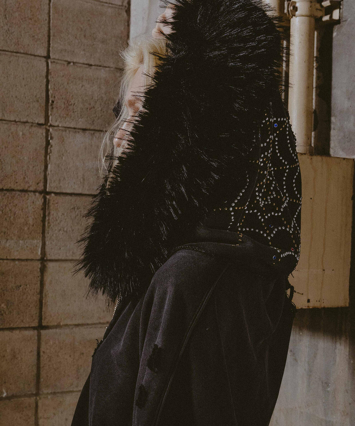 FR(13)NDS/フレンズ/FUR HOODIE