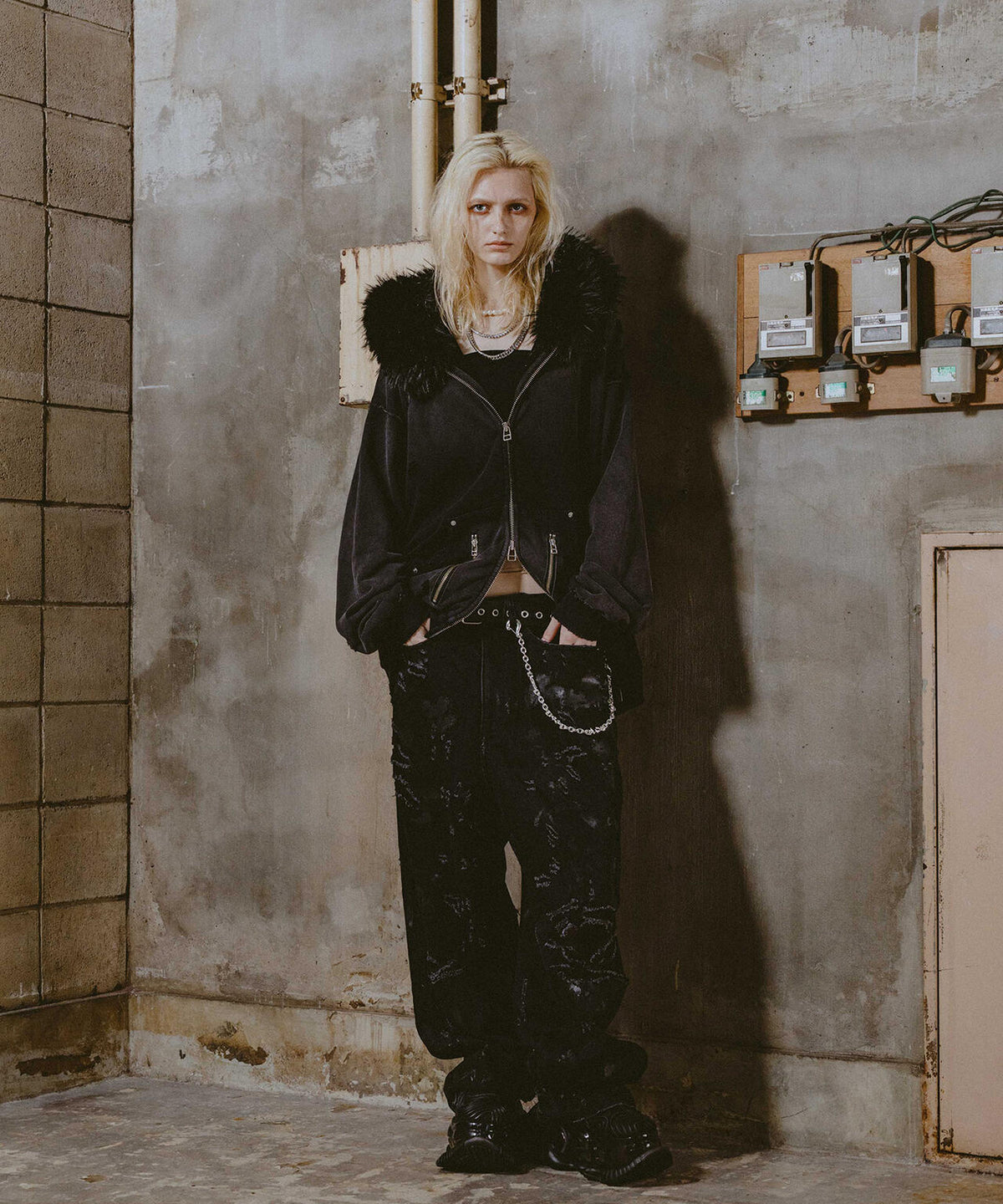 FR(13)NDS/フレンズ/FUR HOODIE