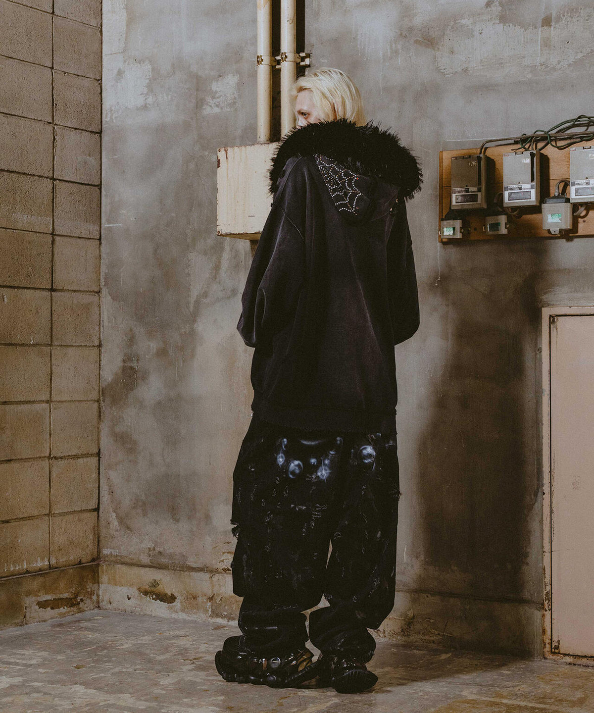 FR(13)NDS/フレンズ/FUR HOODIE
