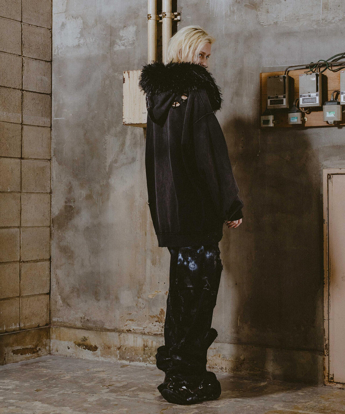 FR(13)NDS/フレンズ/FUR HOODIE