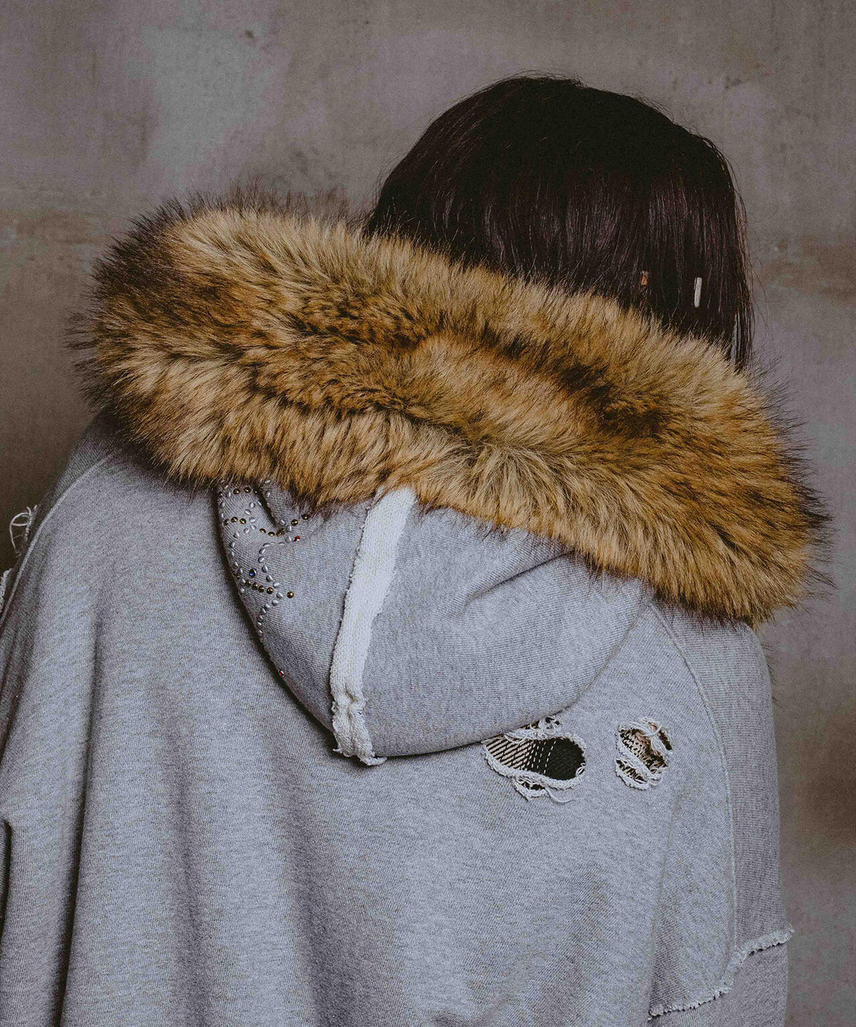 FR(13)NDS/フレンズ/FUR HOODIE