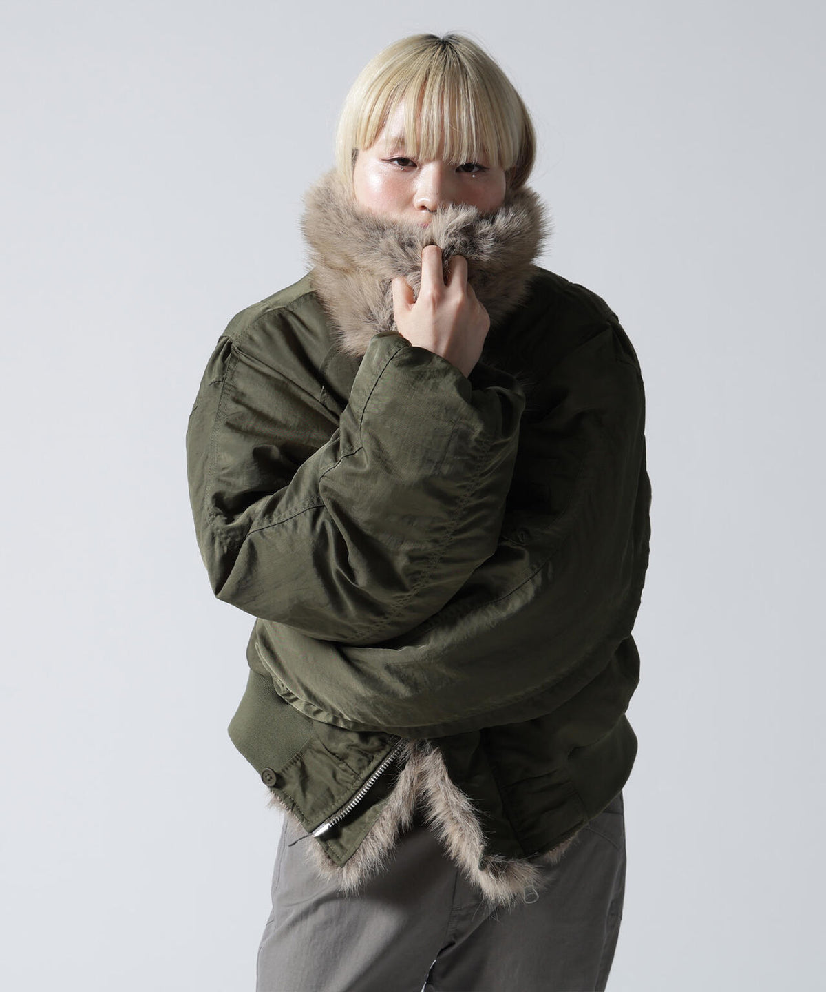 FR(13)NDS/フレンズ/WOMEN REVERSIBLE FUR NYLON BLOUSON
