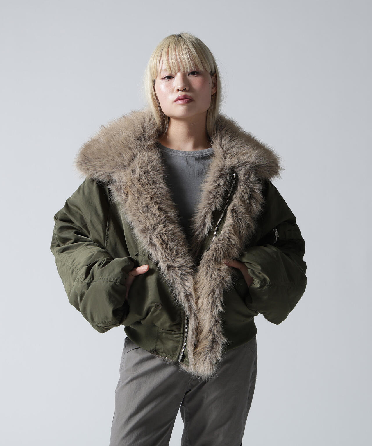 FR(13)NDS/フレンズ/REVERSIBLE FUR NYLON BLOUSON