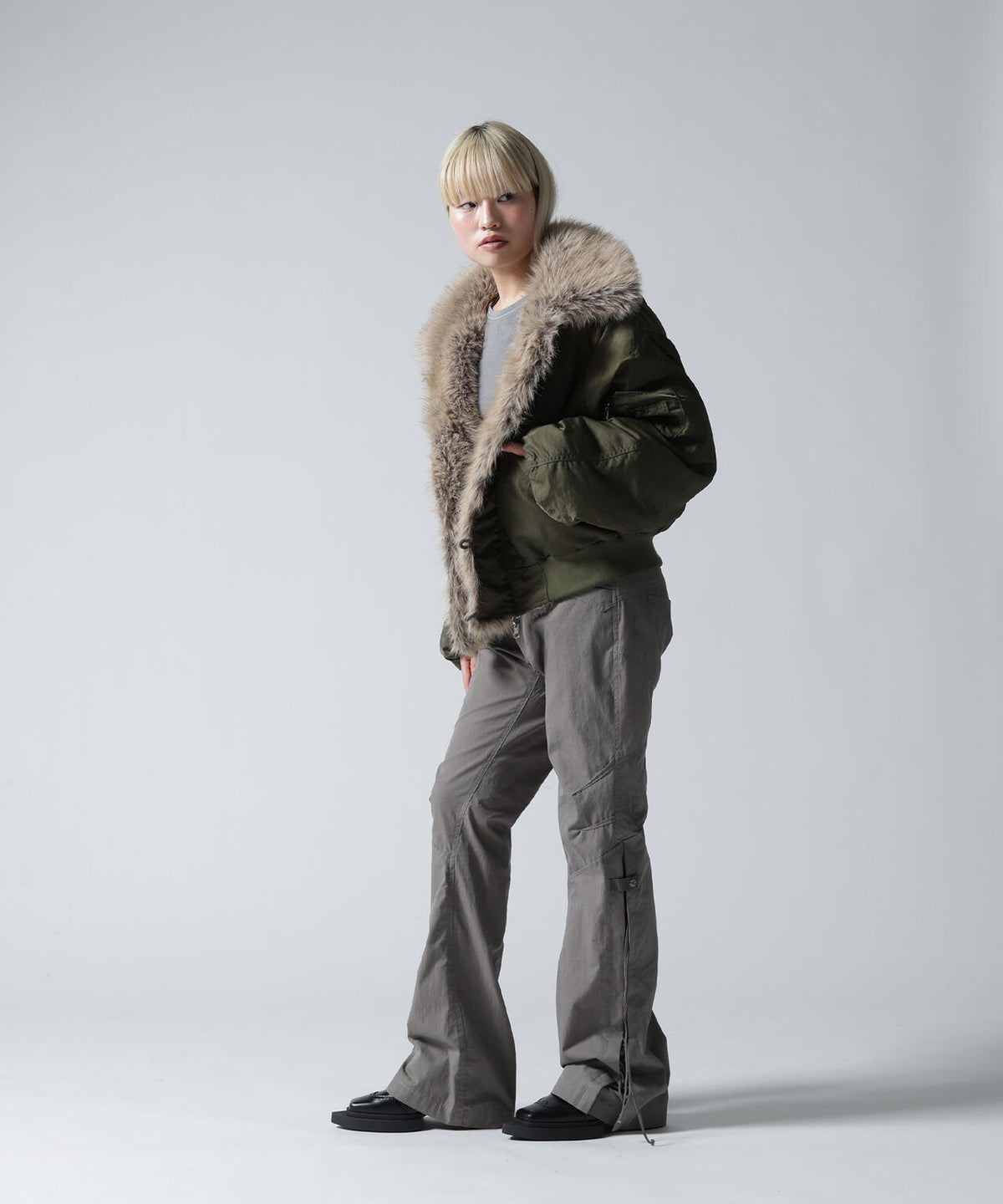 FR(13)NDS/フレンズ/WOMEN REVERSIBLE FUR NYLON BLOUSON