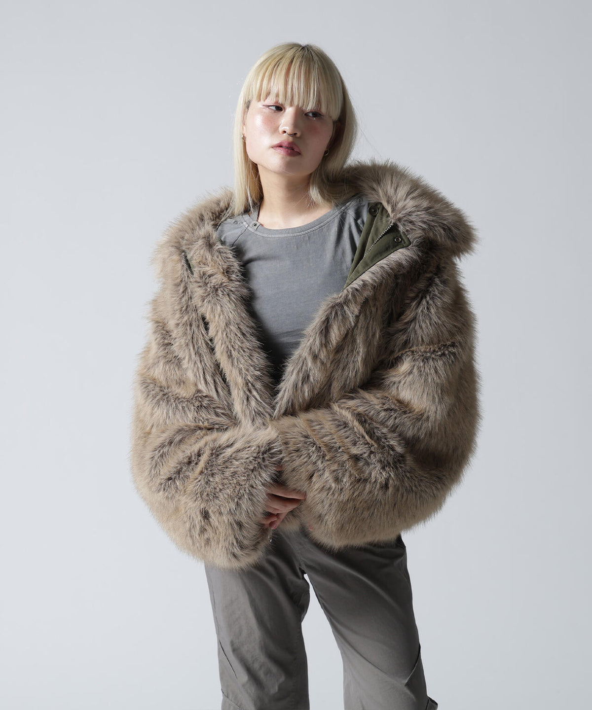 FR(13)NDS/フレンズ/WOMEN REVERSIBLE FUR NYLON BLOUSON