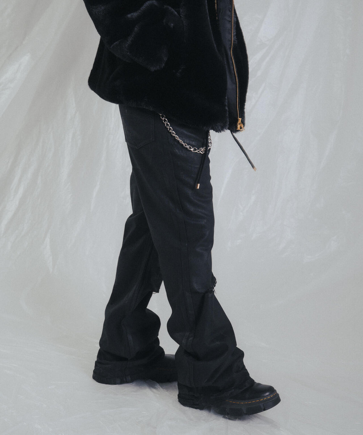 FR(13)NDS /フレンズ/BLACK COATINGFLARE PANTS