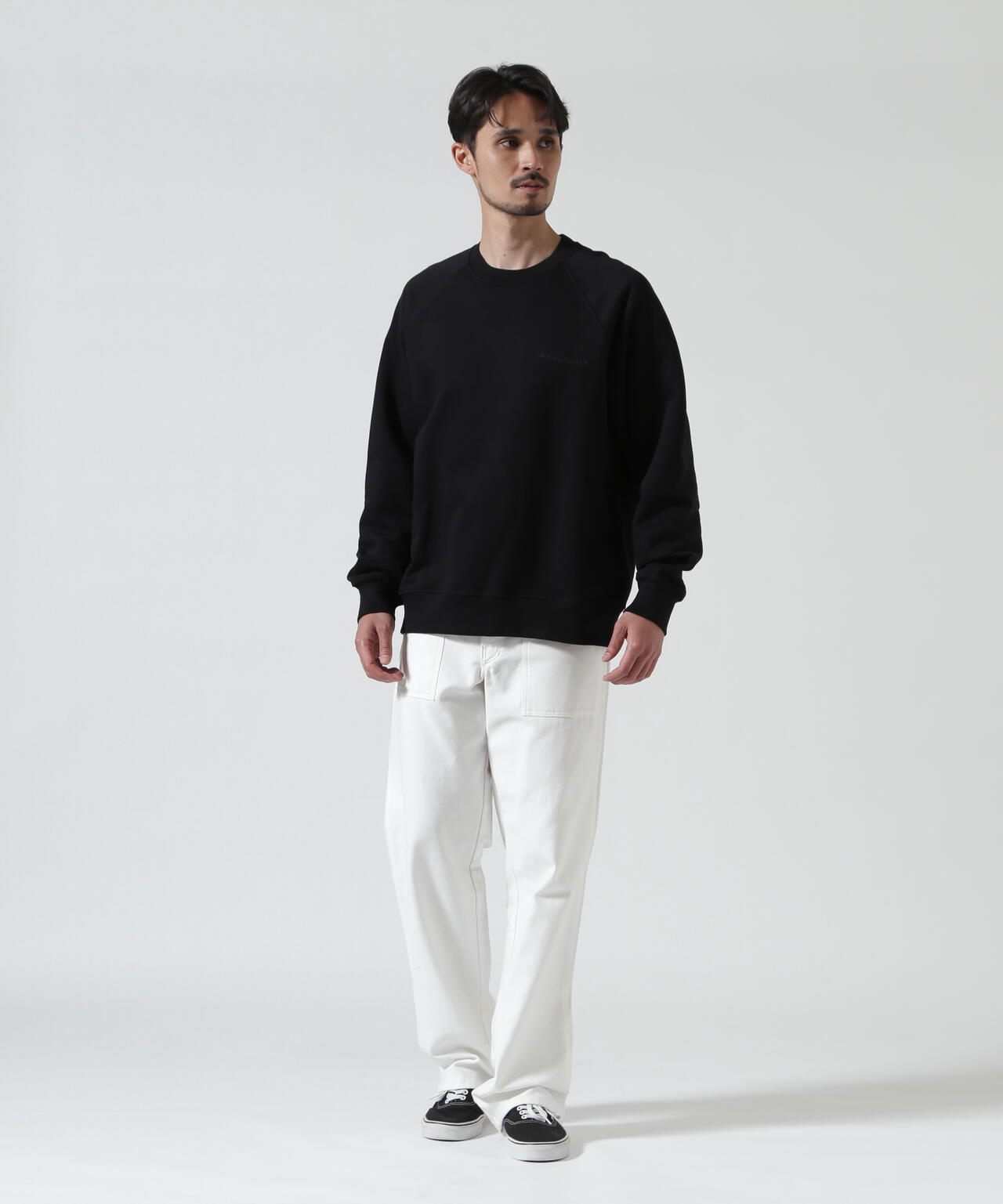 Height 178 Chest 92 Waist 76 hips 95 Shoes 27.0 着用サイズ:L
