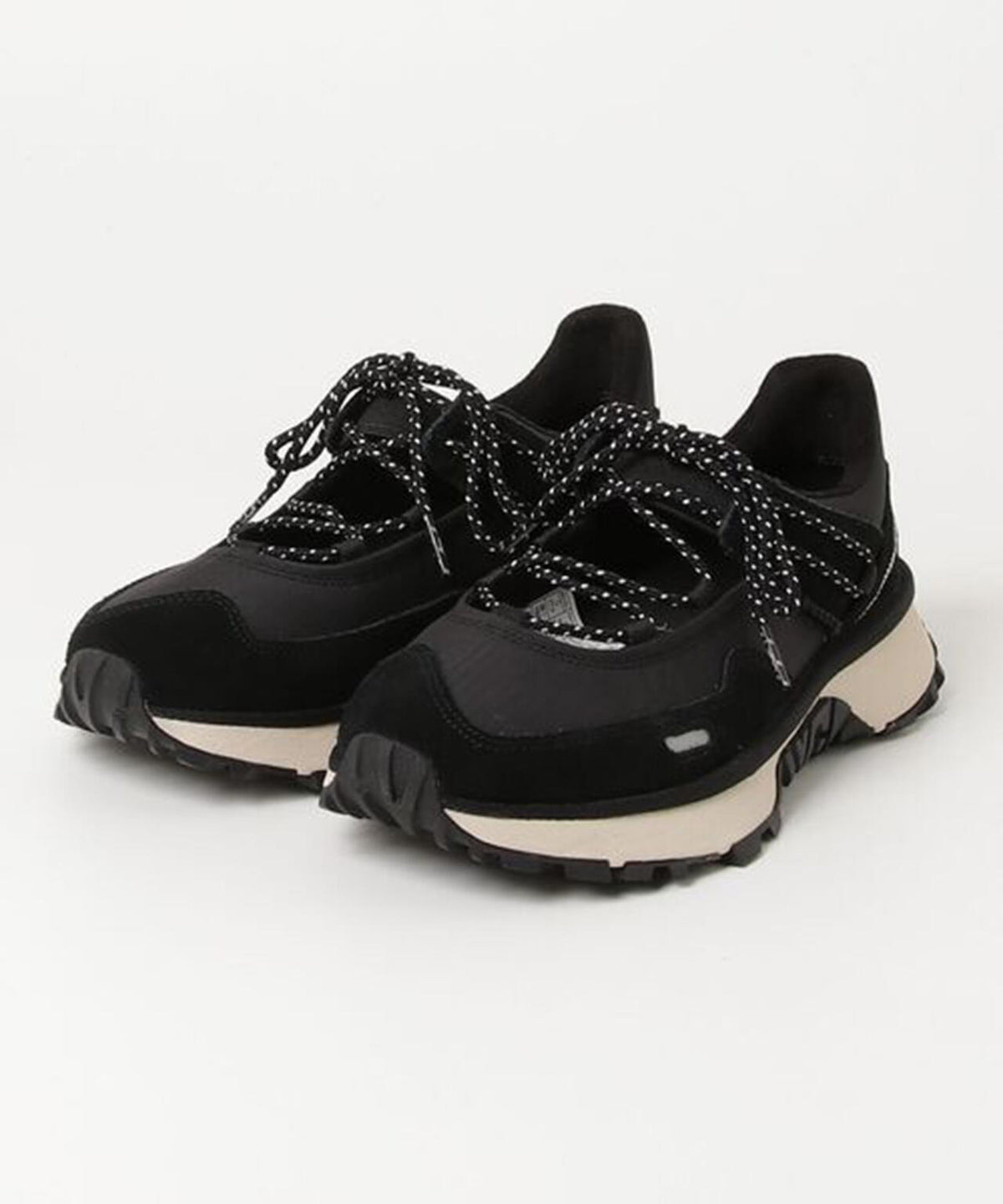 UGG/アグ/RetroFi Low Ballet Sneaker/レトロファイローバレエスニーカー