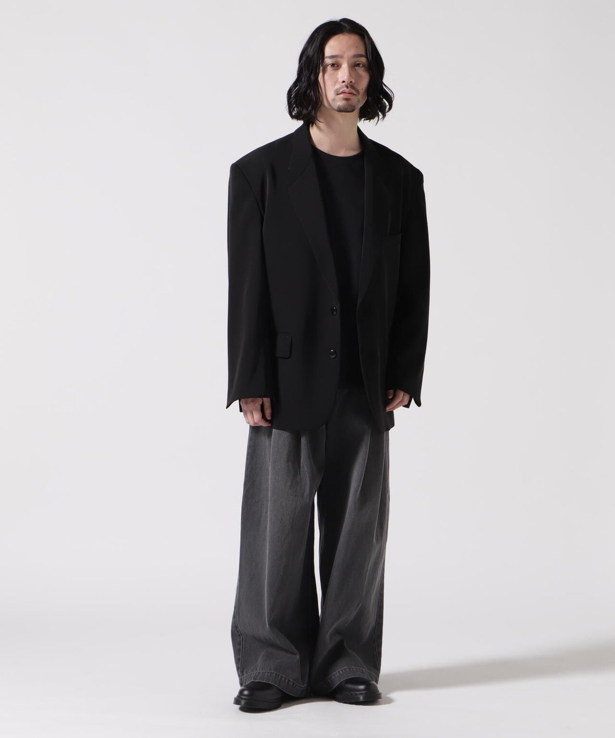 Toironier/トワロニエ/2tuck wide denim pants