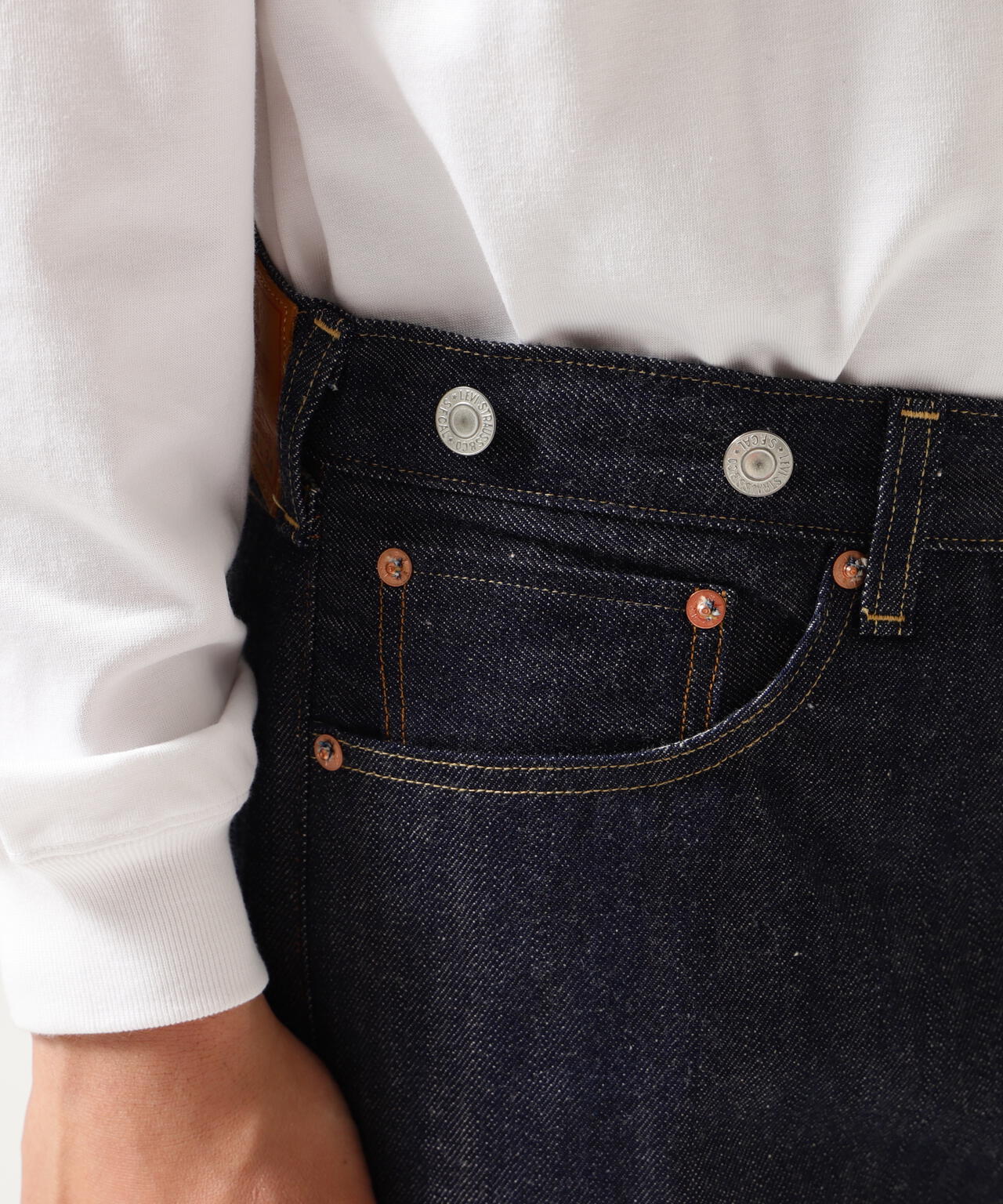 b9085b0c-764d-5d99-8ee5-20774b24f38f_Image