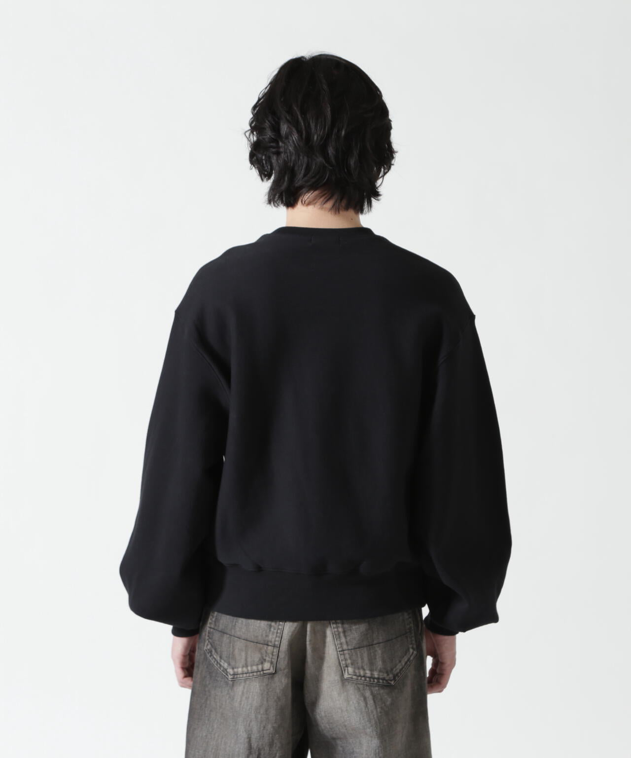 177cm B:81 W:72 H:88 着用サイズ:F