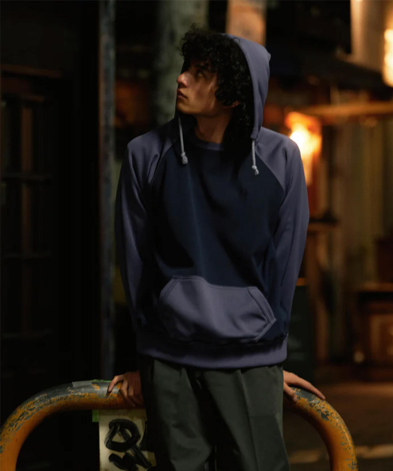FOUNDOUR/ファウンダ/W FACE 2 TONE HOODIE