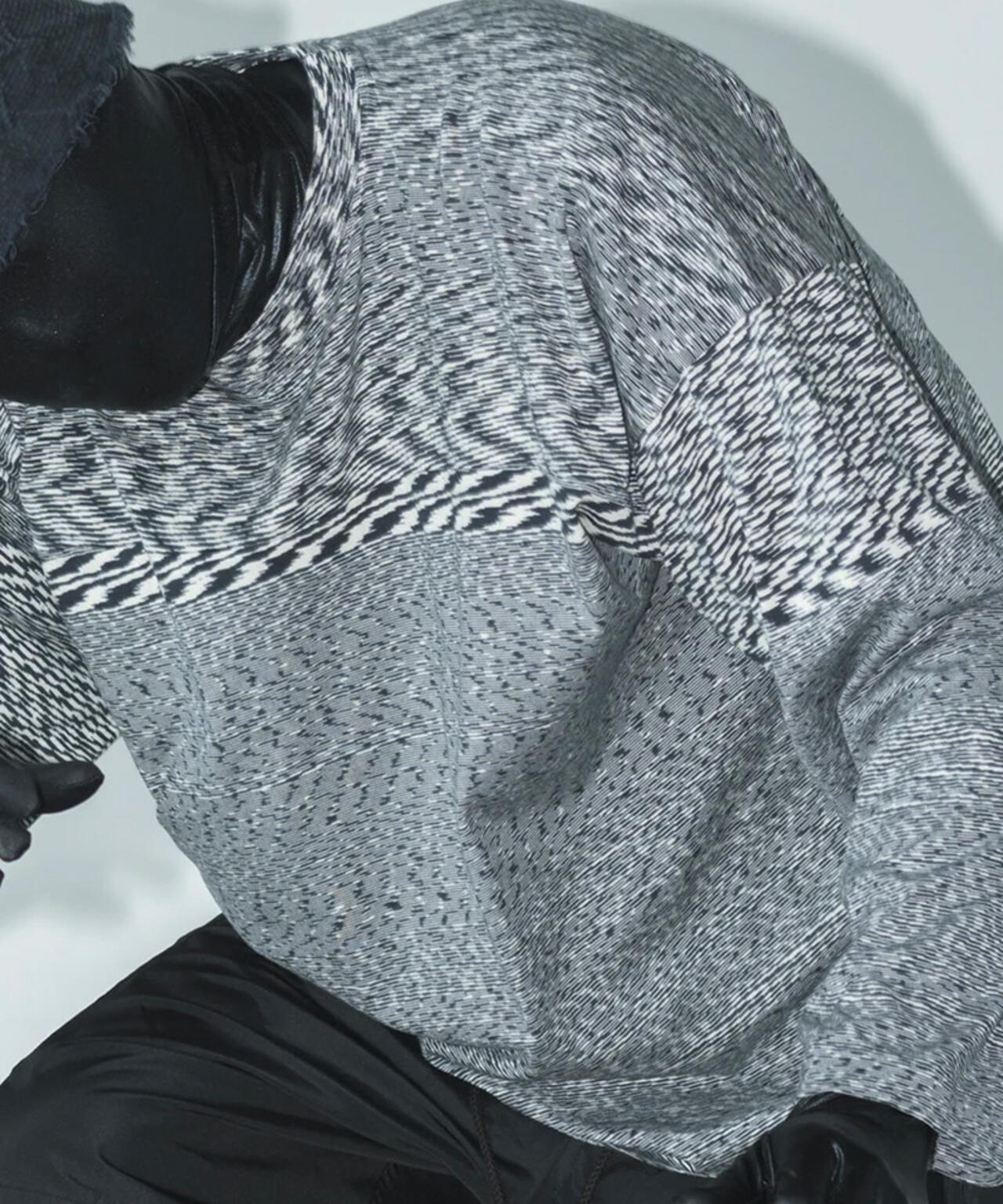 THOUSANDS/サウザンズ/VORTEX FOOTBALL SHIRT