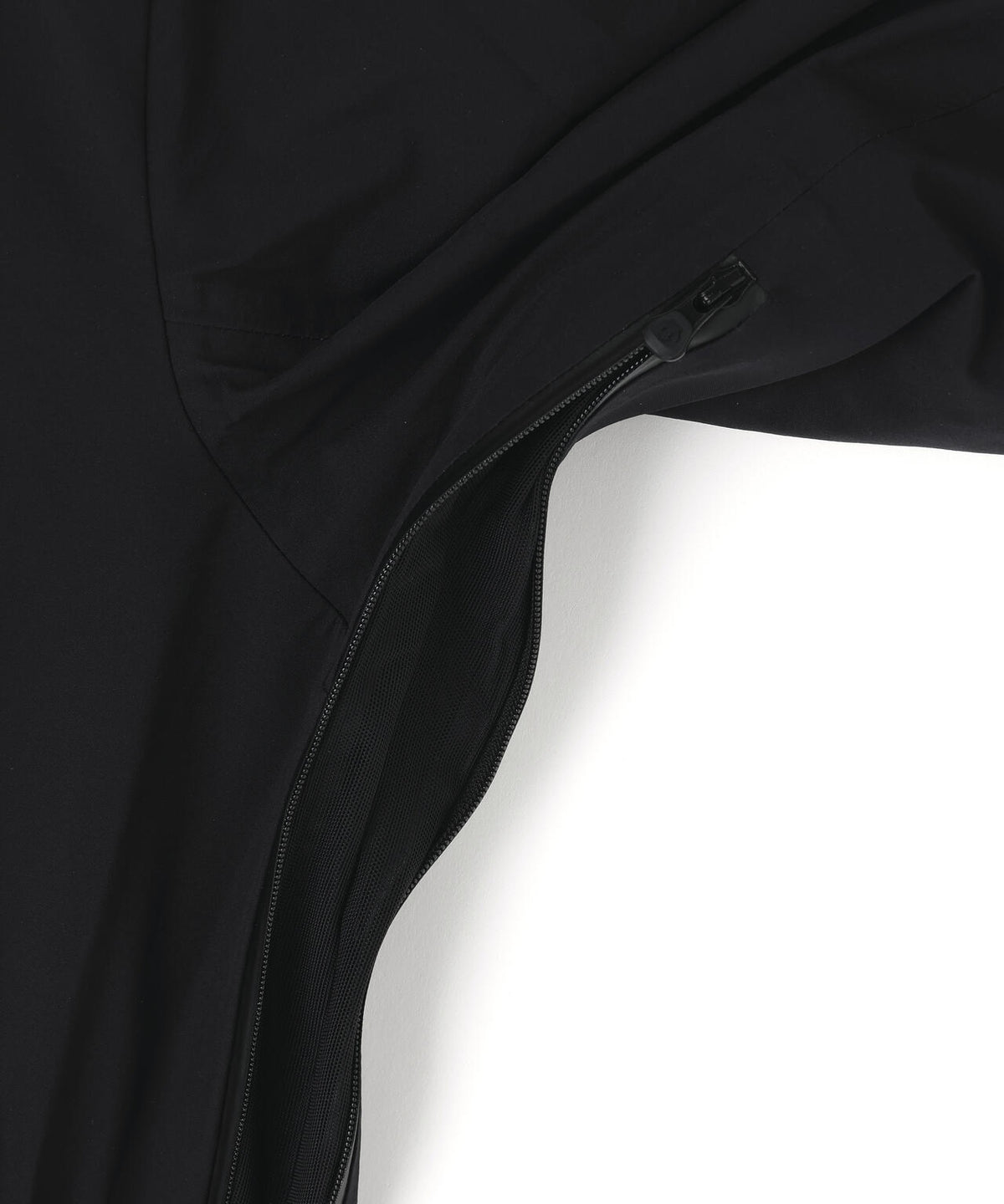 DESCENTE ALLTERRAIN/デサントオルテライン/HARD SHELL JACKET ”CREAS”