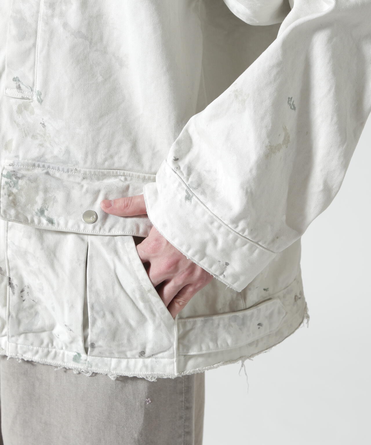 177cm B:81 W:72 H:88 着用サイズ:3