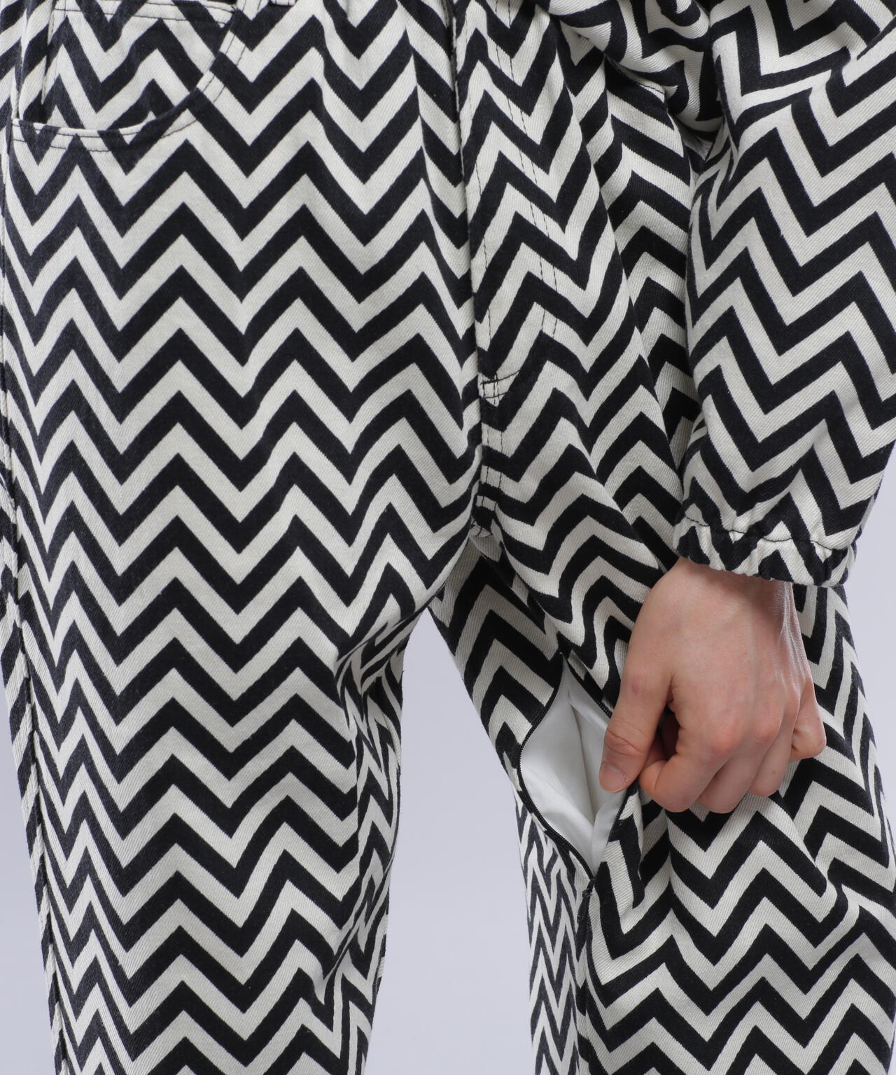 09a07013-eeca-5d1e-8e4e-18af06a929ed_Image