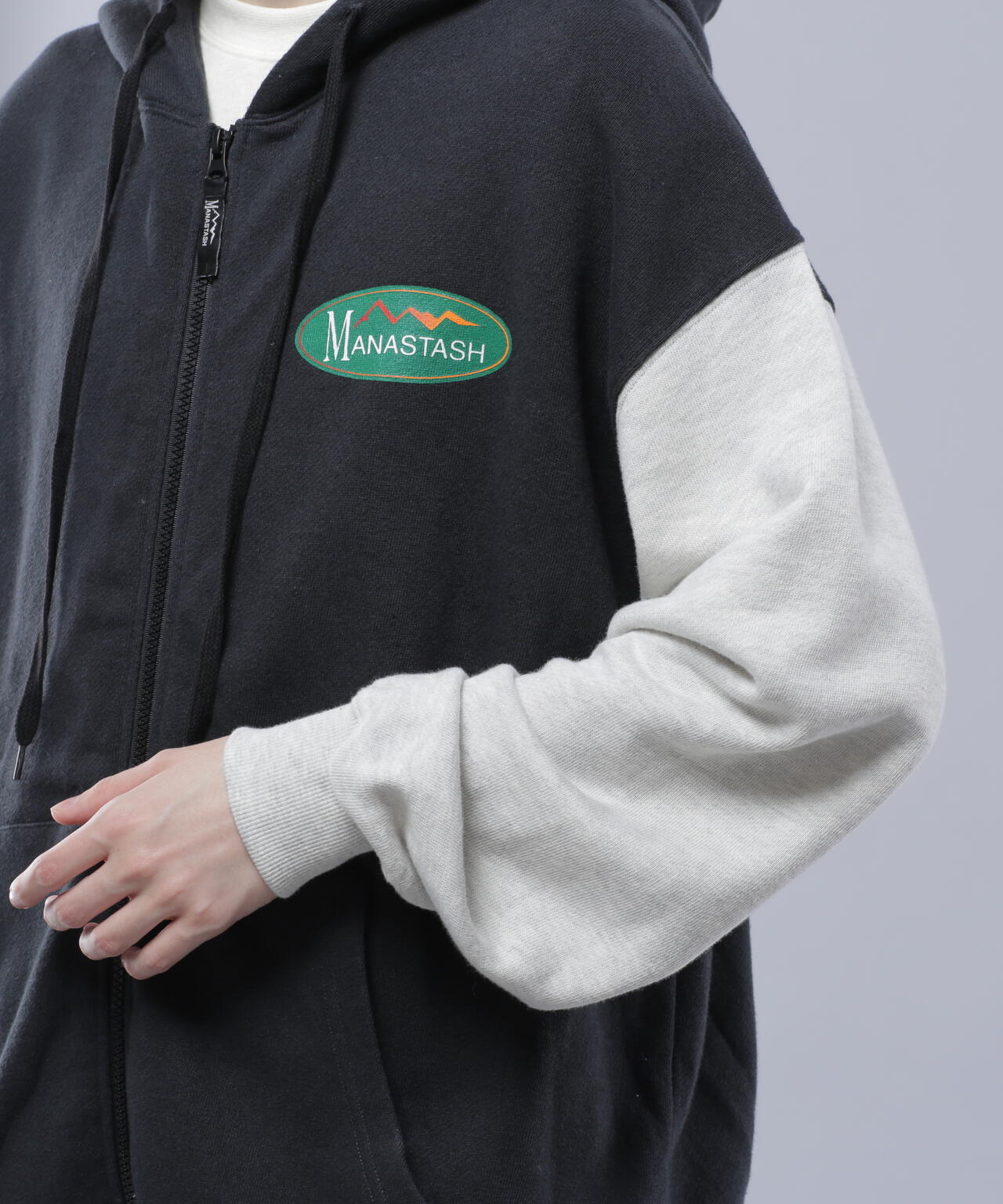 b8226b6d-31bb-535f-b691-78e19ec09885_Image