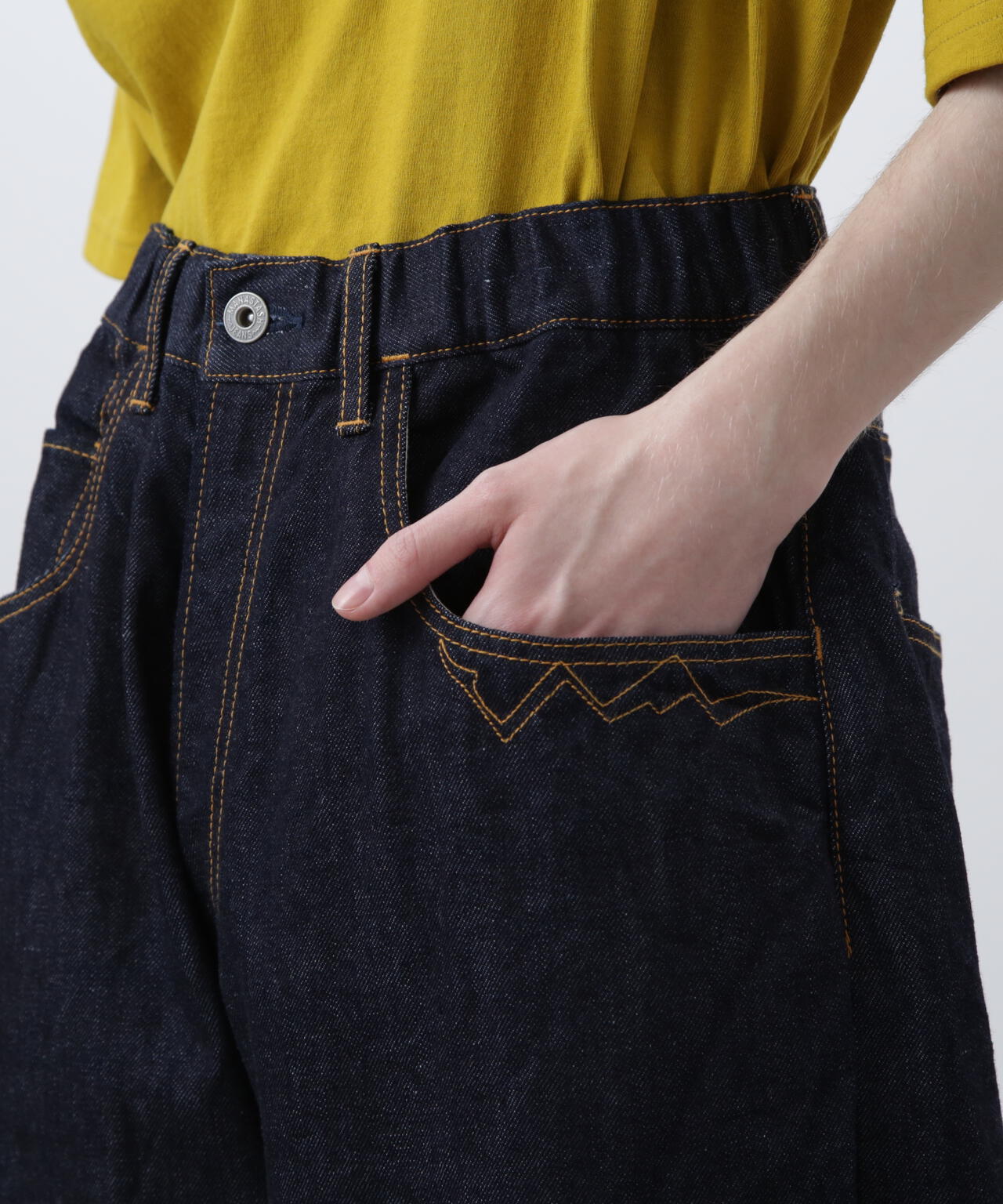 3eea42ee-42f5-56ee-8f45-e2cd64d80106_Image