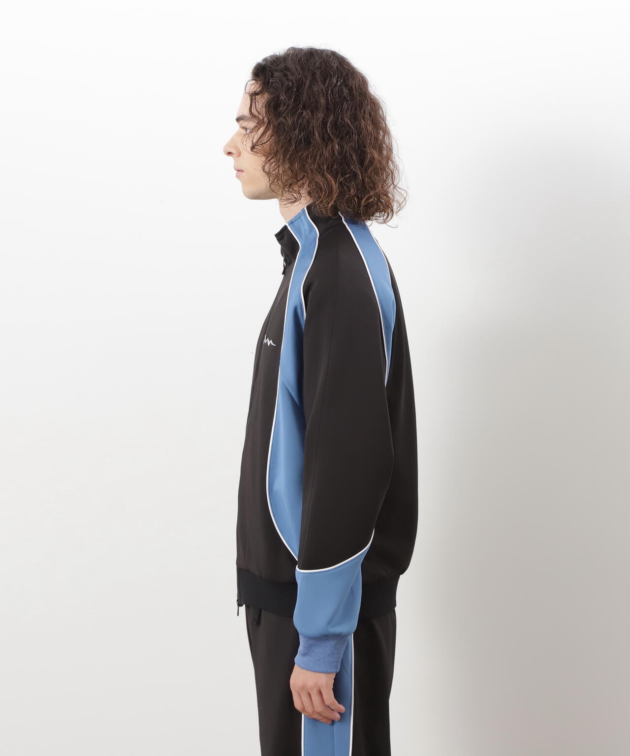 fb6fae14-62d9-5ea7-acf0-0c613d243efa_Image