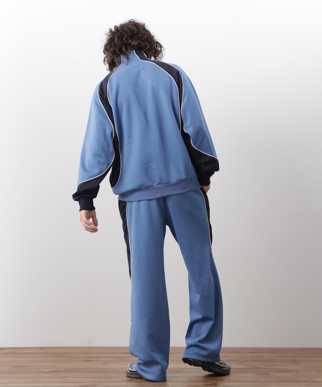 b082b0e0-88b4-5693-b104-b7043dfe217c_Image