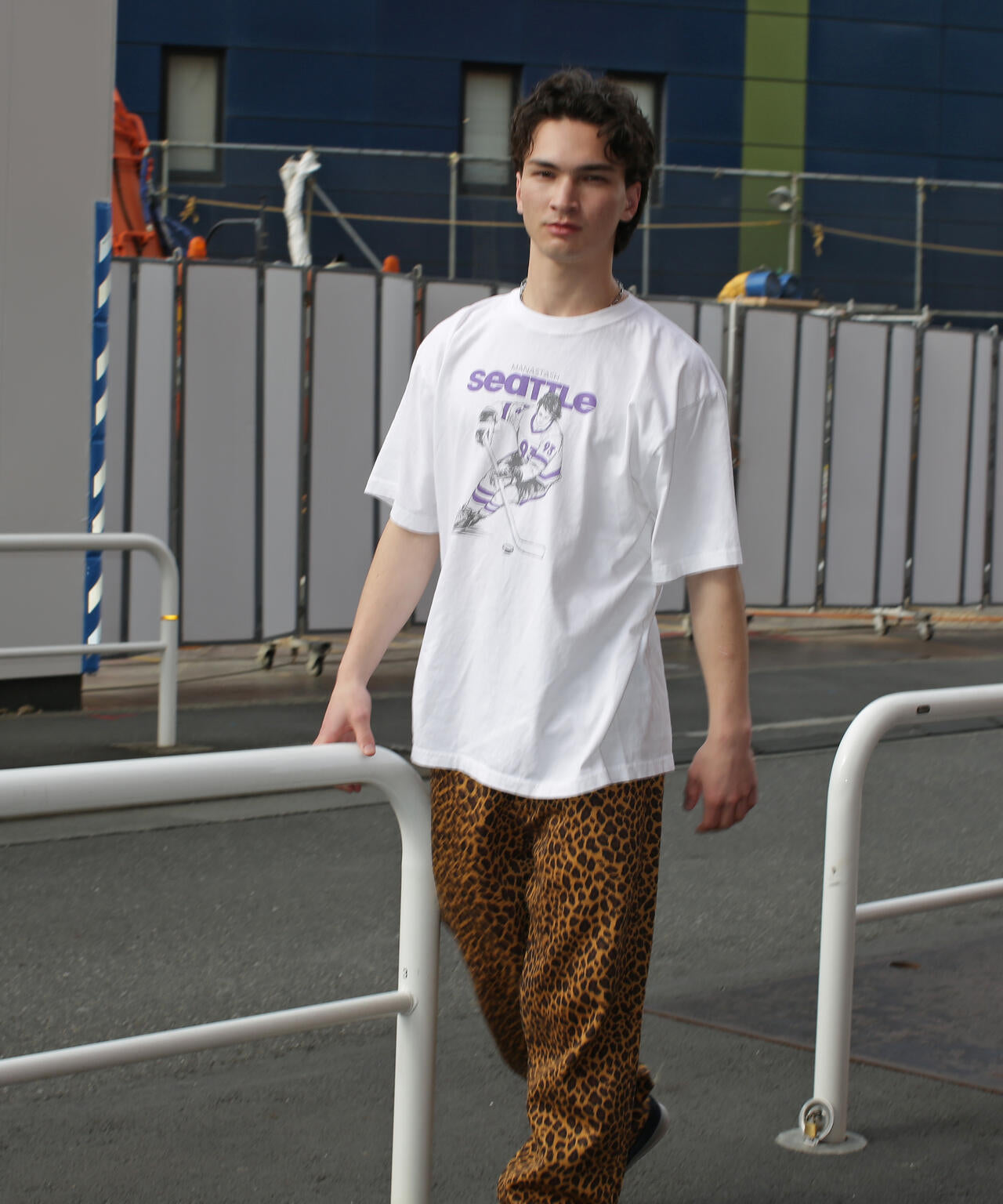 2e608353-8ae3-59cb-be93-1f901900ada7_Image