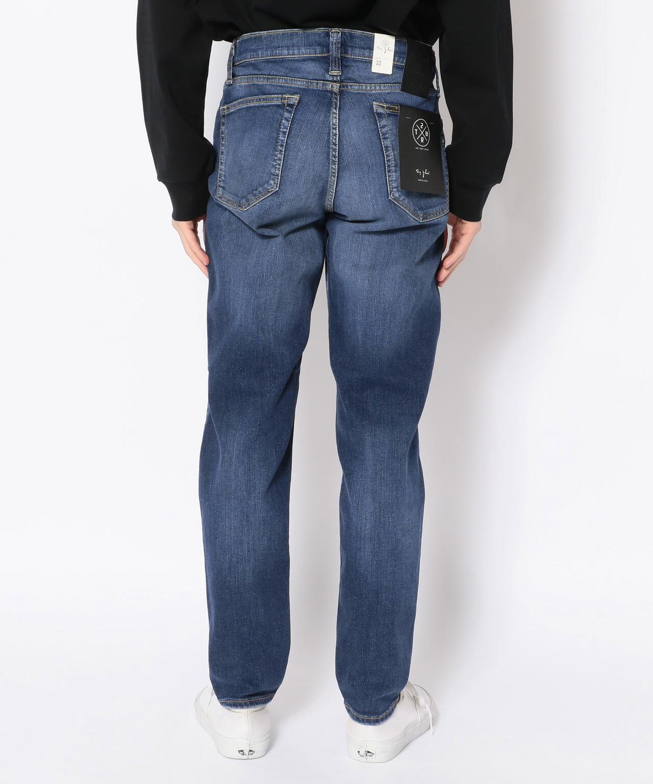 1ee3515d-577a-5d06-b22f-c46e0f6fba99_Image