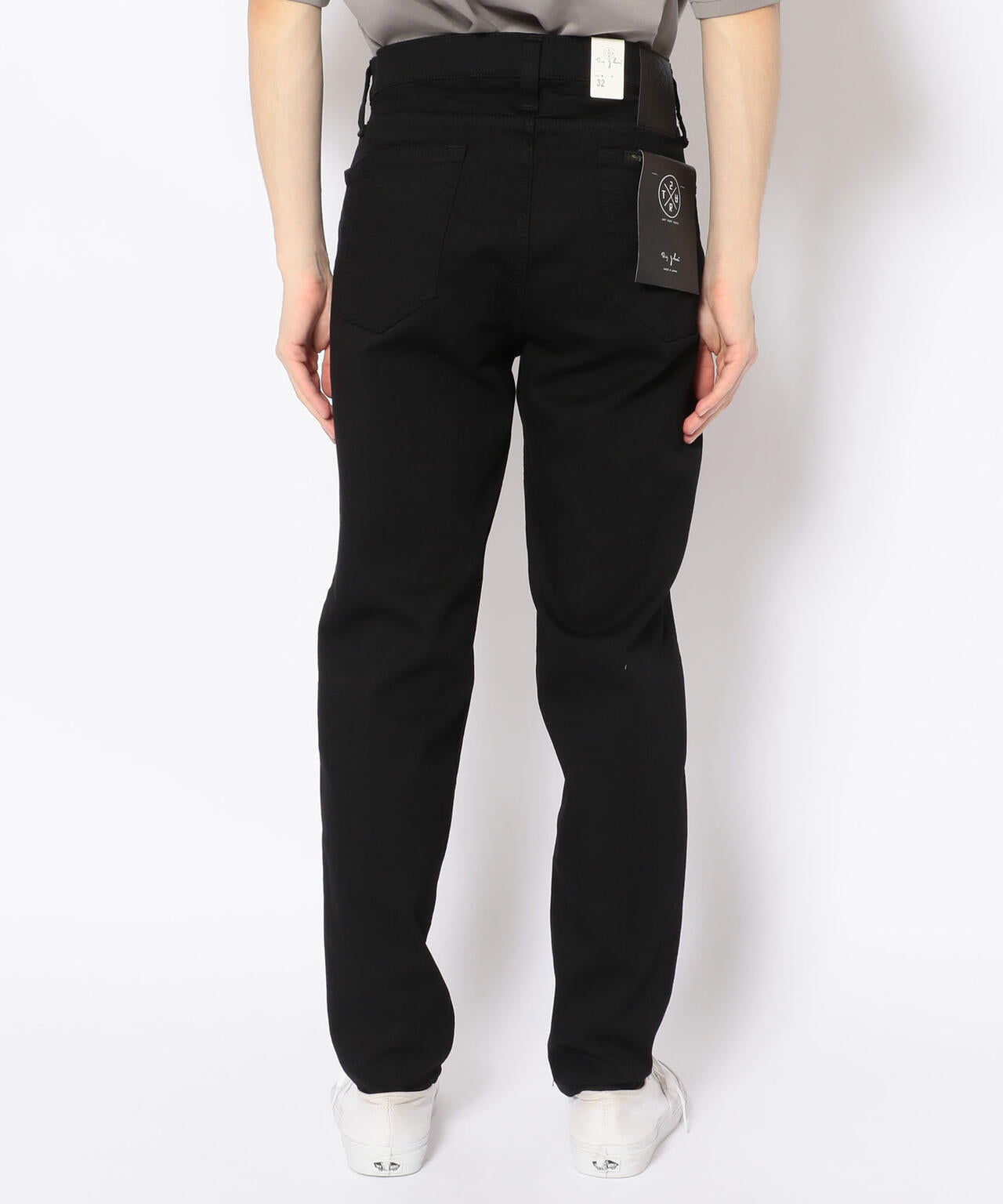 dee9a851-e897-5c58-b5f8-05dfb99430fc_Image