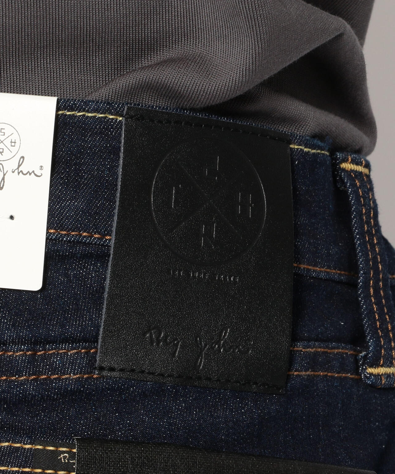 e9333357-5507-5f71-9937-e703147b5dfd_Image