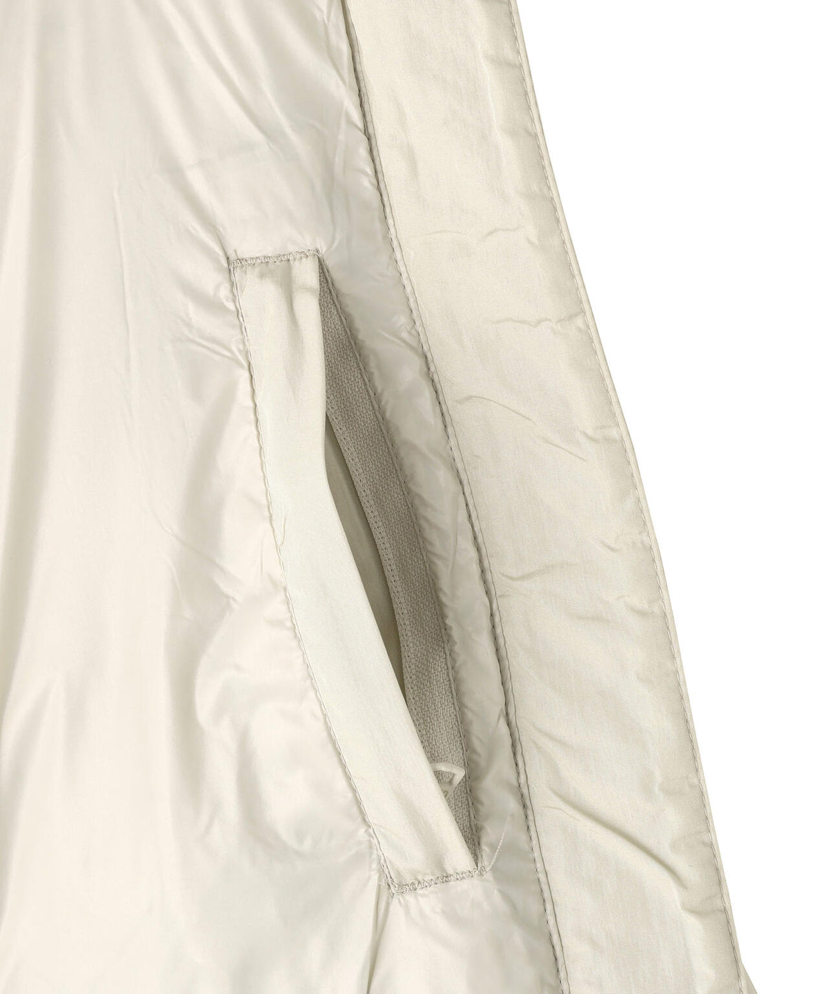 WOMENS SIERRA SHORT PUFFER