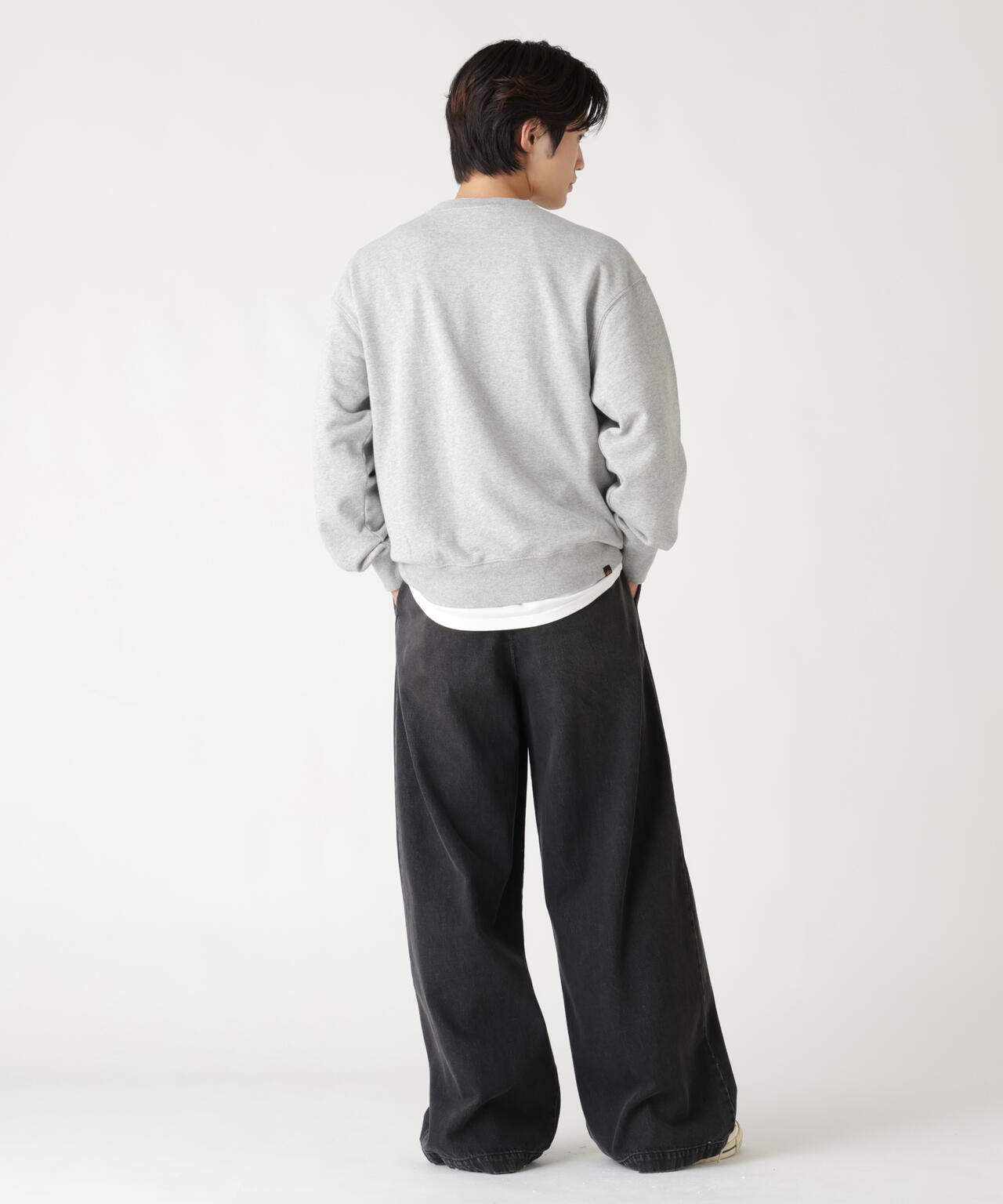 SNOW WASH CREW SWEAT