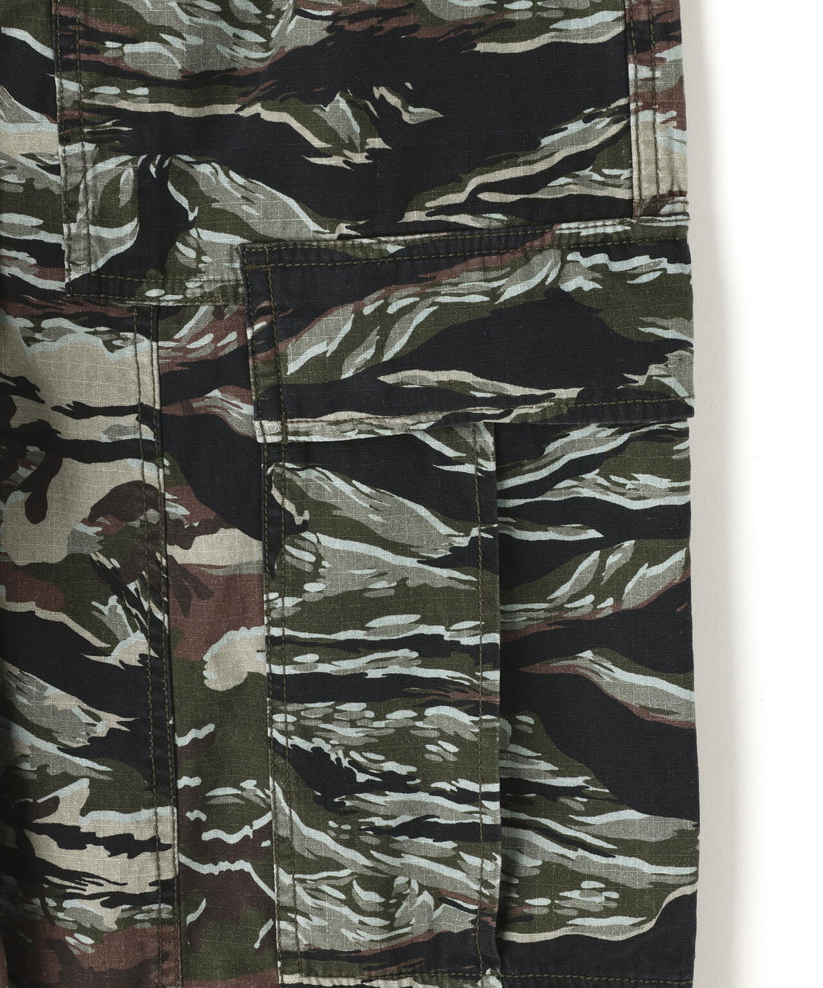 beautiful people × Alpha|double-end camouflage cargo pants