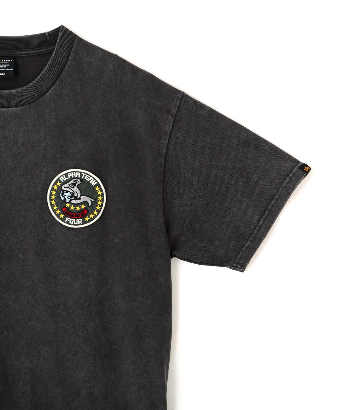MILITARY EMBLEM PATCH T‐SHIRT / ミリタリーエンブレム パッチ ティーシャツ