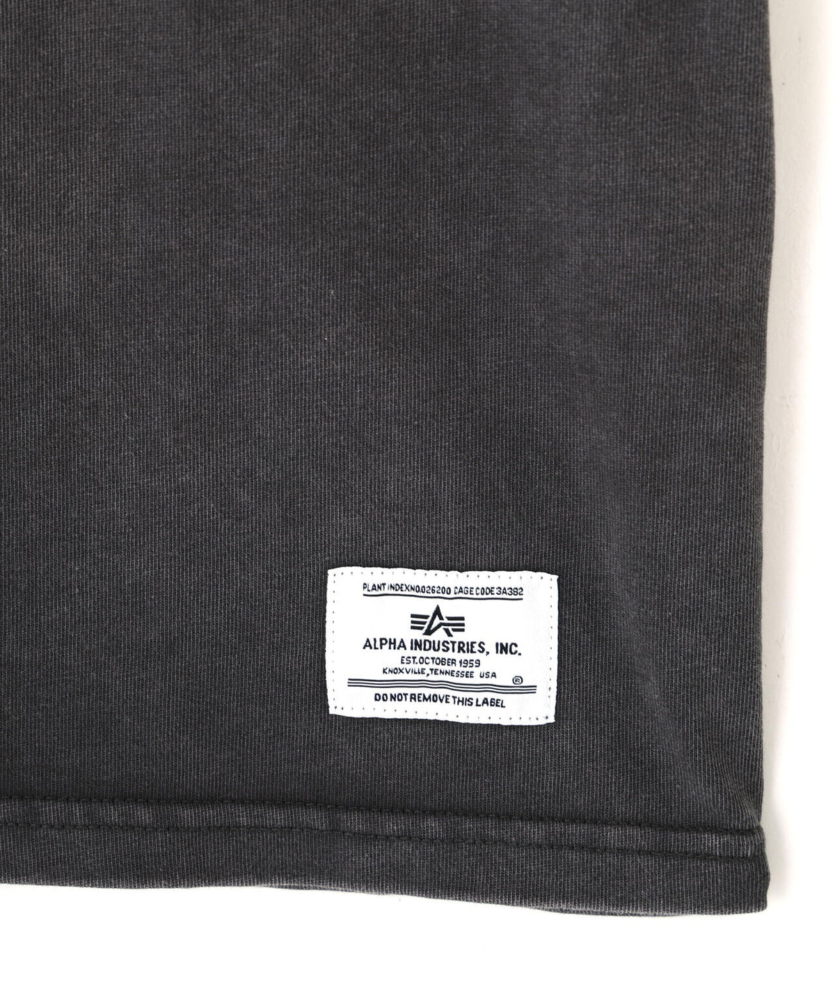 MILITARY EMBLEM PATCH T‐SHIRT / ミリタリーエンブレム パッチ ティーシャツ