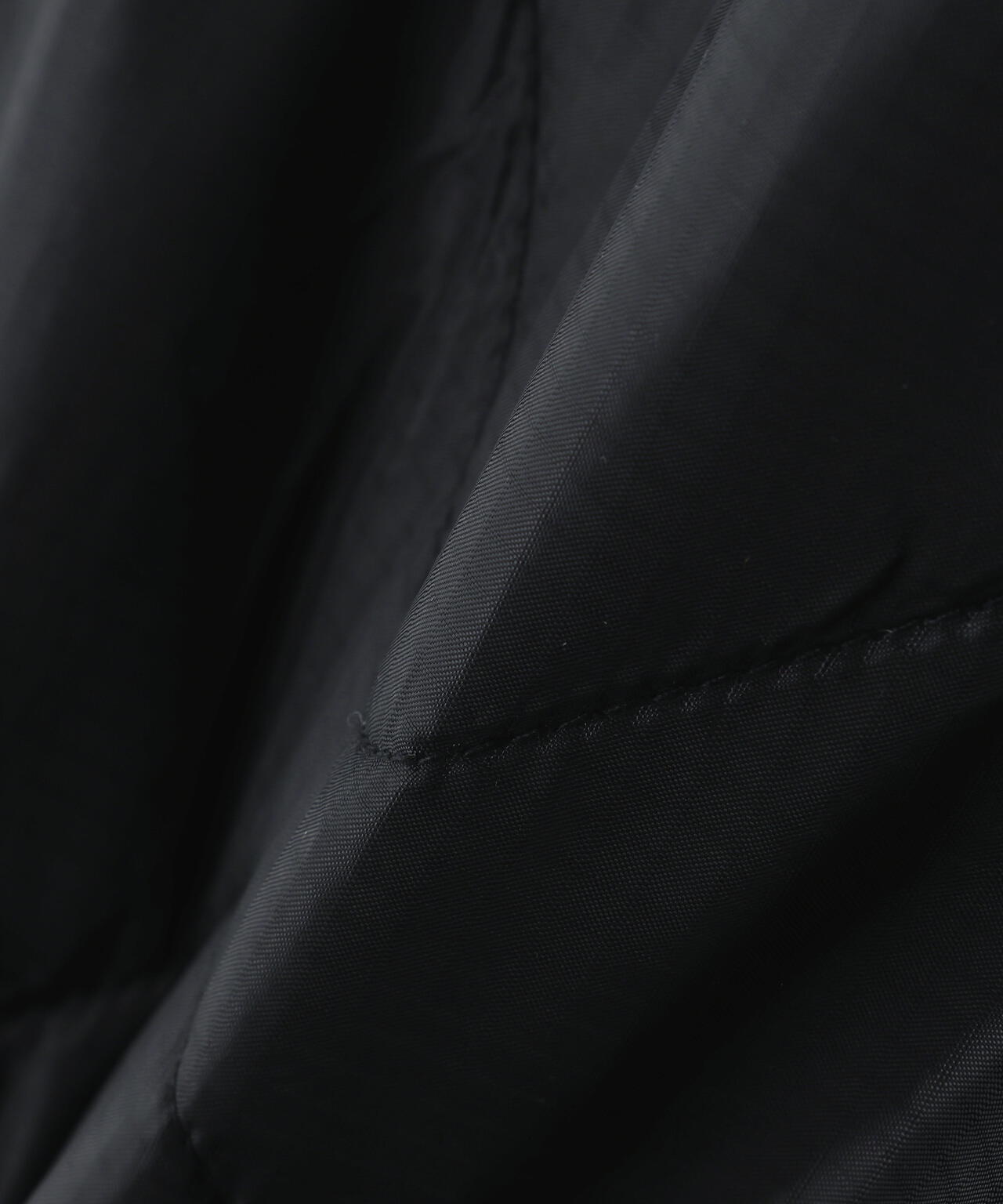 L-2B RELAXED QUILTED FLIGHT JACKET