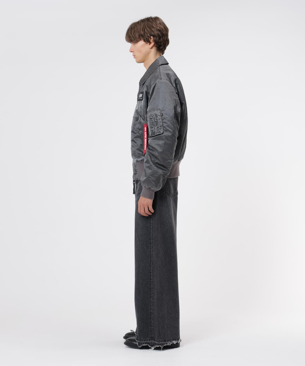187cm C:80 W:70 H:91 着用サイズ:L