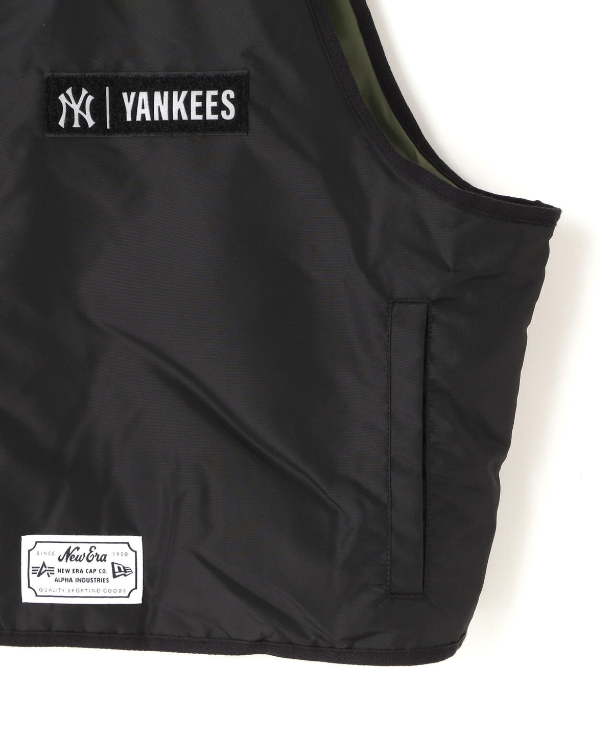 《MLB X ALPHA X NEW ERA》MA-1 2in1 FLIGHT JACKET & VEST ニューヨーク・ヤンキース