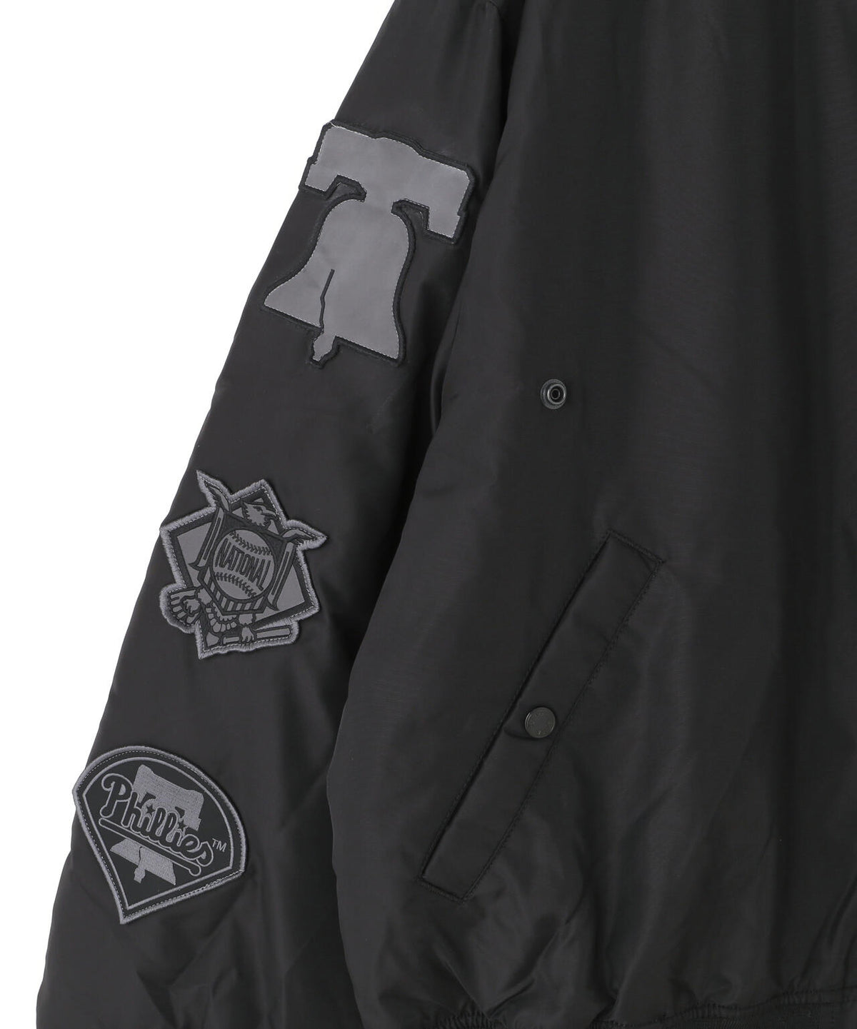 《MLB X ALPHA X NEW ERA》MA-1 2in1 FLIGHT JACKET & VEST フィラデルフィア・フィリーズ