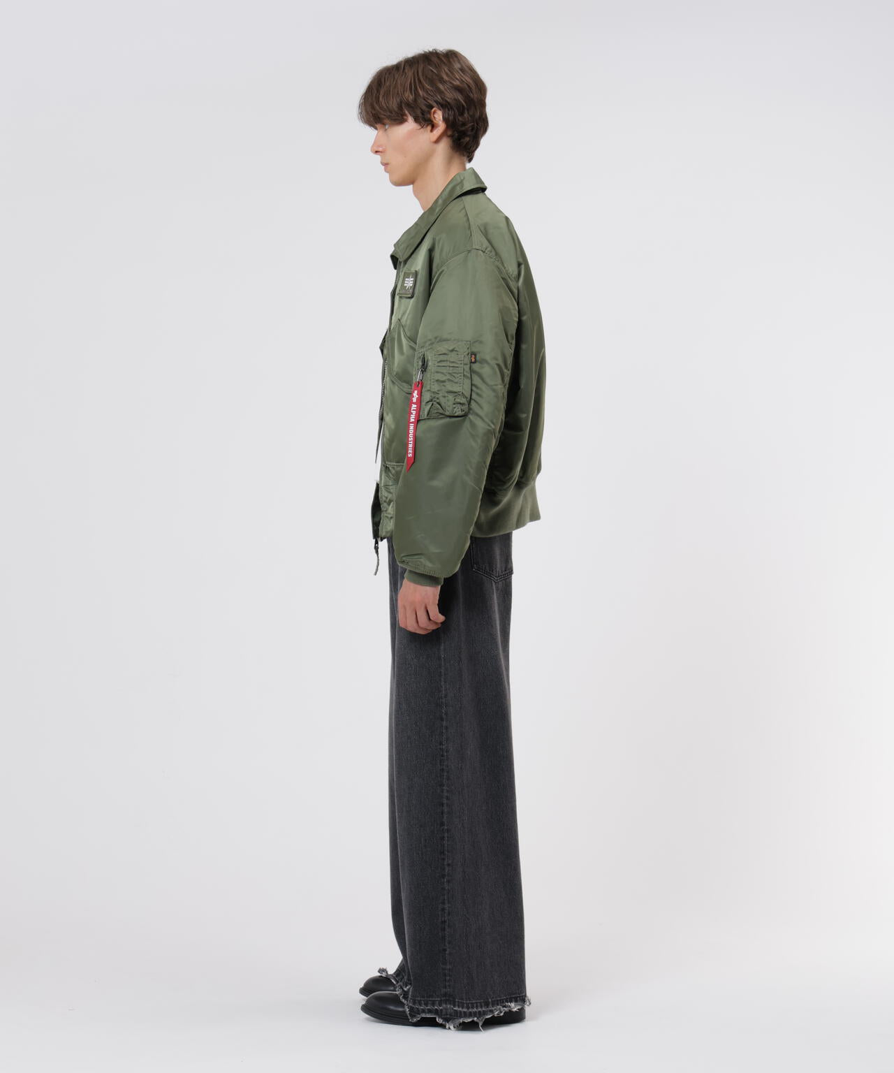 187cm C:80 W:70 H:91 着用サイズ:L